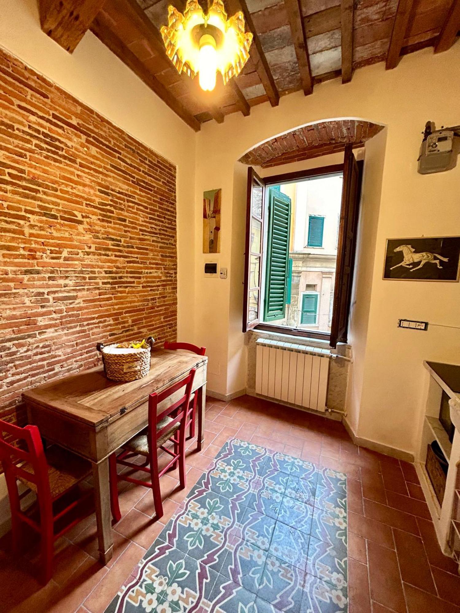 La Porta Sui Monti Di Luna カッラーラ エクステリア 写真